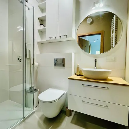 Kaszmir - Ogrodek, Baseny, Jacuzzi, Sauny, Sala Zabaw Dla Dzieci, 400m Do Plazy Plaskie Wejscie Apartment Jastrzębia Góra